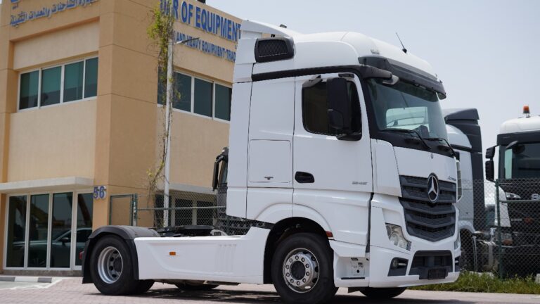 2018 Mercedes Truck Tractors 1845