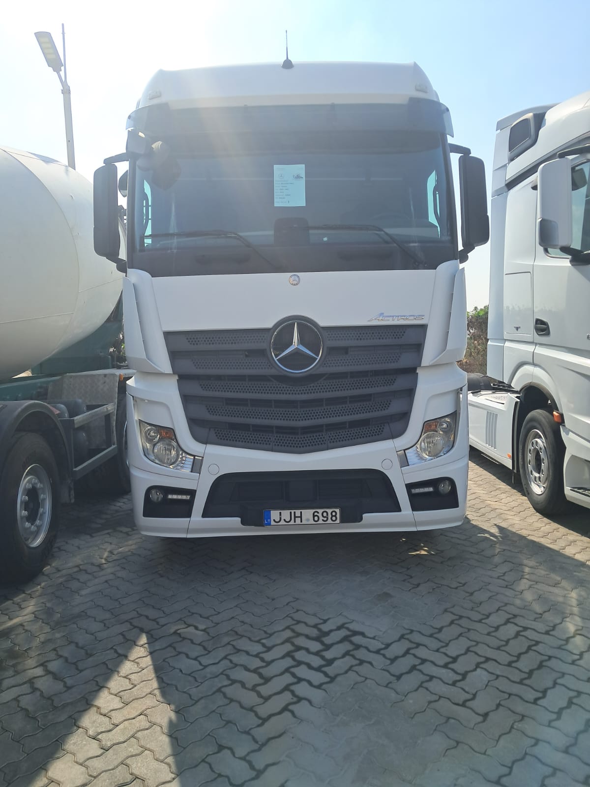 2017 Mercedes-Benz Actros 1845