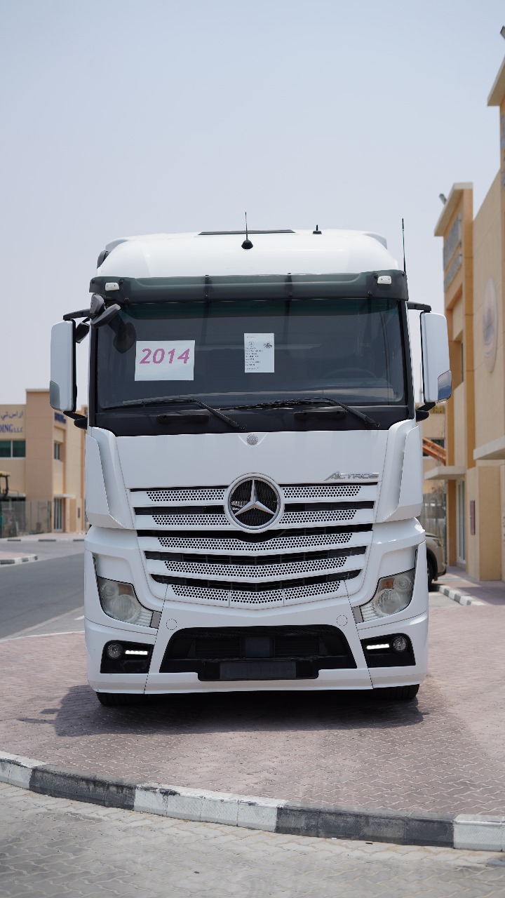 2014 Mercedes-Benz Used Truck